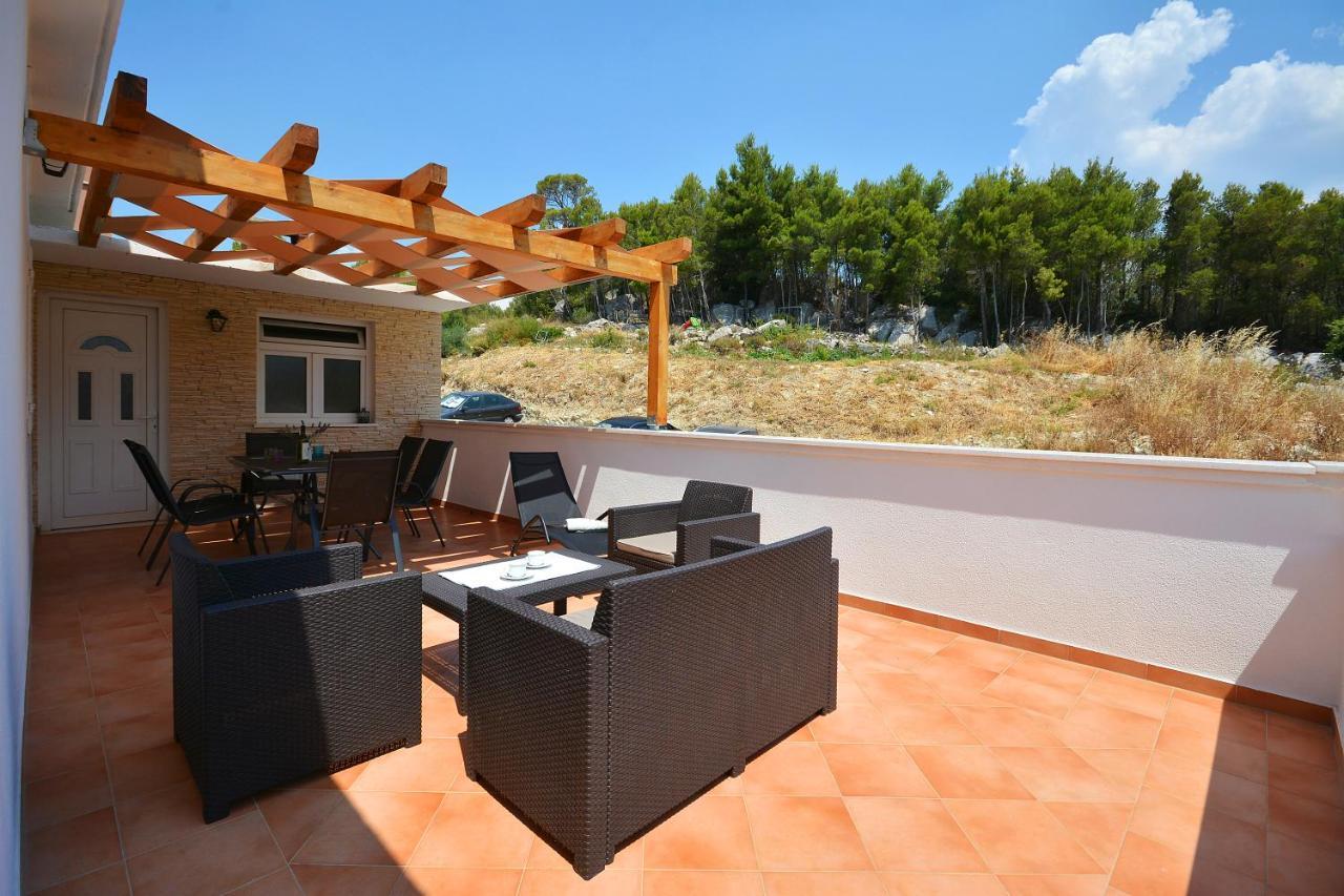 Apartment Wild Rose Podstrana Dış mekan fotoğraf